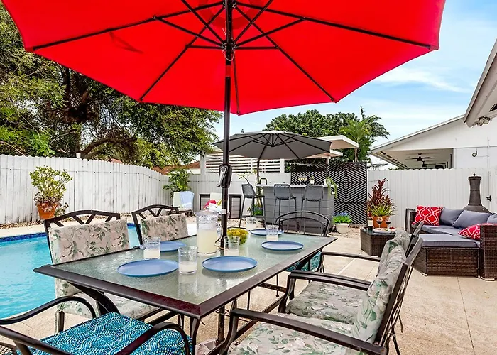 Family Favorite- Heated Pool, Pets, Everglades